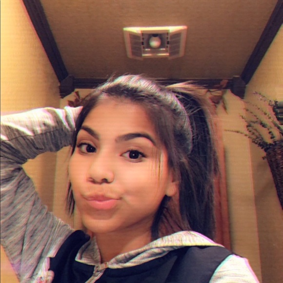 lesslieee11